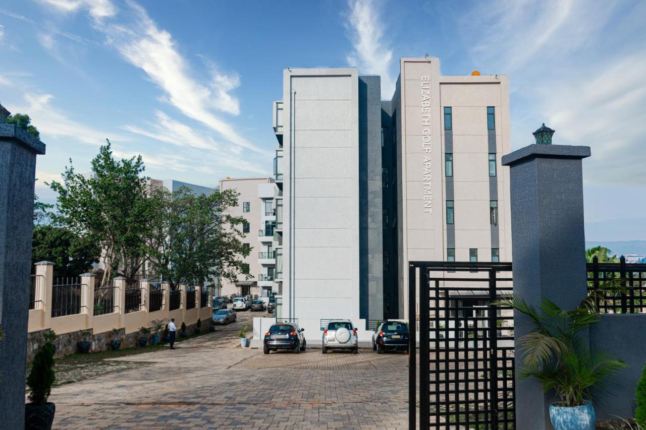Elizabeth Golf Apartment By Link คิกาลี ภายนอก รูปภาพ