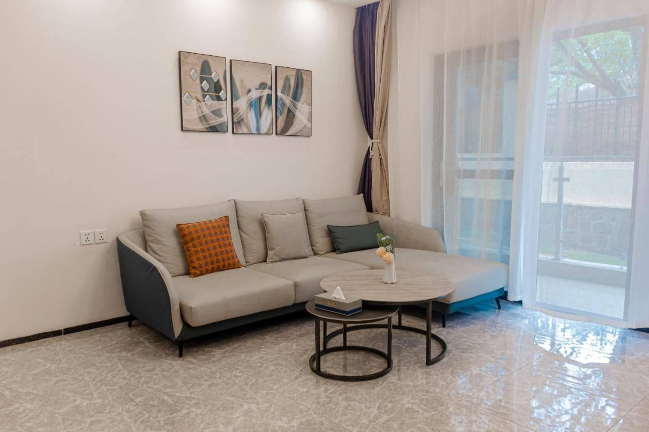 Elizabeth Golf Apartment By Link คิกาลี ภายนอก รูปภาพ