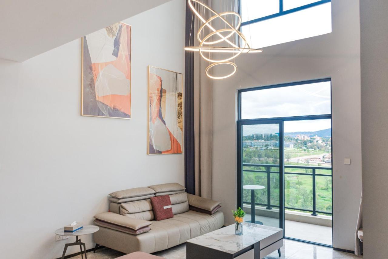Elizabeth Golf Apartment By Link คิกาลี ภายนอก รูปภาพ